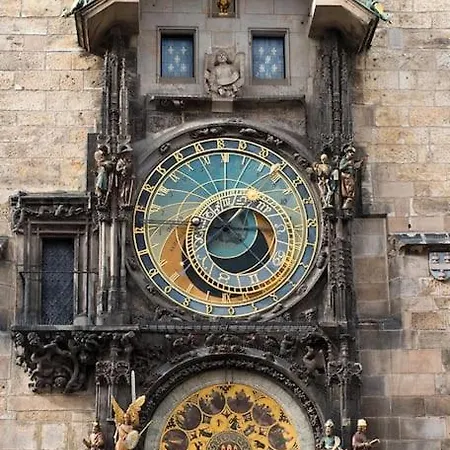 Old Town Herberghaus, 250m To Charles Bridge דירה פראג