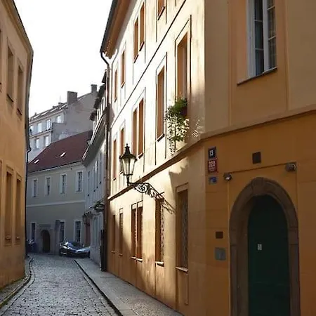 Old Town Herberghaus, 250m To Charles Bridge * פראג