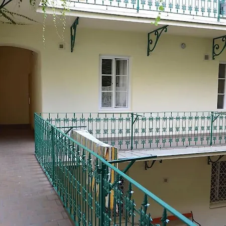 Апартаменты Old Town Herberghaus, 250m To Charles Bridge *