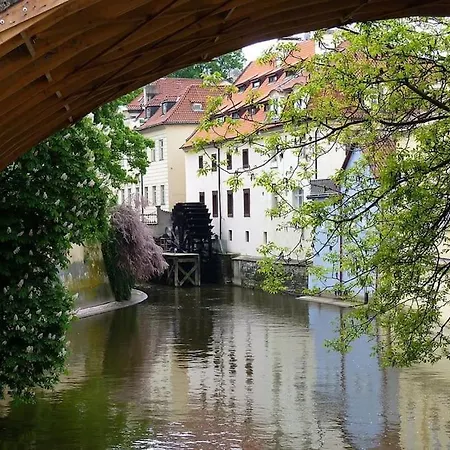 Апартаменты Old Town Herberghaus, 250m To Charles Bridge